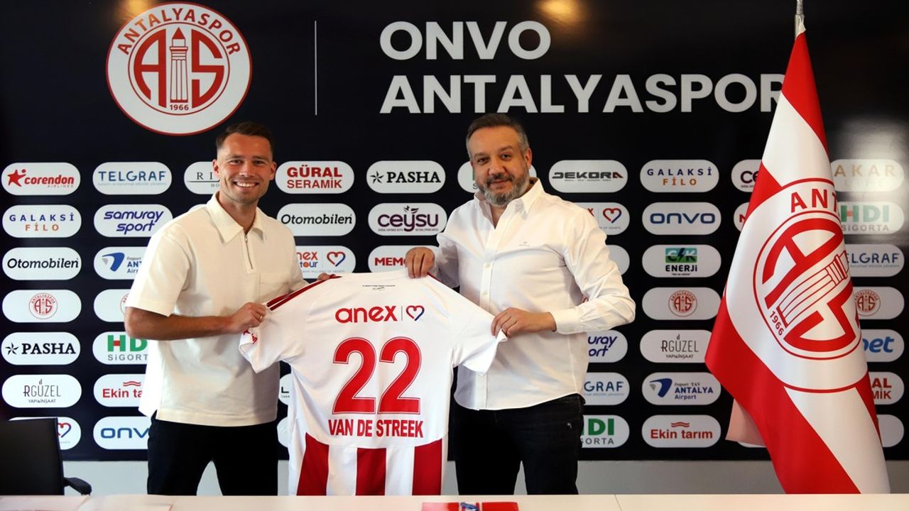 Antalyaspor, Hollandalı orta saha oyuncusu Sander Van de Streek ile yola devam dedi