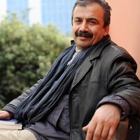 Sırrı Süreyya kimdir? Hayatı, kariyeri ve mirası