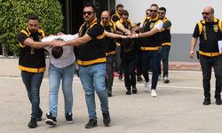 Adana’da şok olay: İş insanına sevgili tuzaklı soygun!