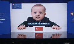 Liderlerin çocukluk halleri yapay zekayla canlandırıldı