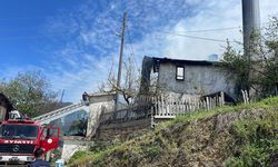 Bolu'da çıkan yangında cami, köy konağı ve bir ev yandı