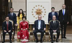 5 Ülkenin Büyükelçisinden Erdoğan’a güven mektubu