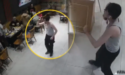 AVM'de 15 yaşındaki çocuk elindeki bıçakla restoranı birbirine kattı