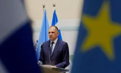 Yunan bakandan Türkiye'ye övgüler!