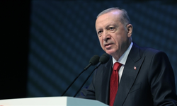 Cumhurbaşkanı Erdoğan, "Ülkemizin toprak bütünlüğü, resmi dilimiz ve bayrağımız asla tartışma konusu olamaz"