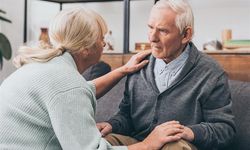Demans (Bunama) nedir? Tedavisi var mı?