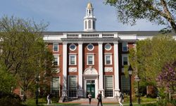Yahudiler istedi Üniversite uyguladı: Harvard’da okumak yasaklandı