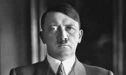 Hitler bıyığı'nın arkasında ne var? Şaşırtan gaz maskesi detayı
