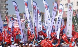 1 Mayıs’ta binlerce işçi Kartal Meydanı’nda buluştu!
