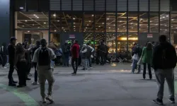 İspanya'da elektrik kesintilerinden etkilenmeyen telefonlar ilgi çekmeye başladı: Listede iPhone ya da Samsung yok!