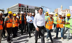 İstanbul'da Kentsel Dönüşüm Zirvesi: ''Yarısı Bizden'' kampanyası hızlanıyor