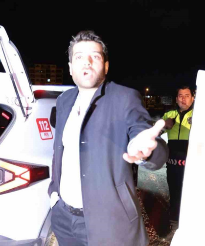Aksaray'da alkollü sürücü kovalamacayla yakalandı