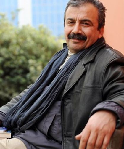 Sırrı Süreyya Önder kimdir? Hayatı, kariyeri ve mirası
