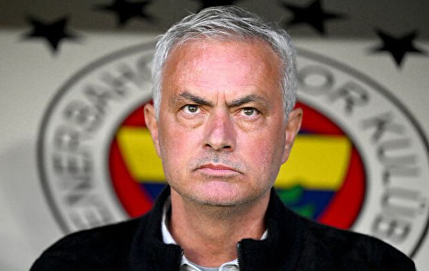 Jose Mourinho, Fenerbahçe’de 14 yabancının üstünü çizdi!
