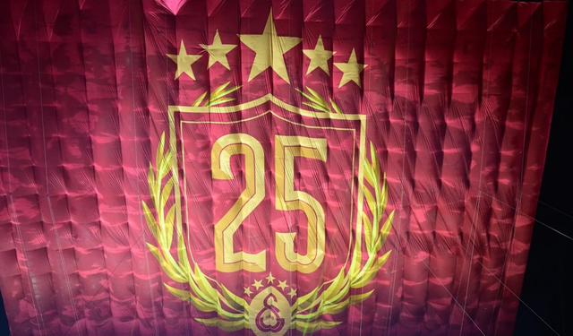 Şampiyonluk paraya dönüştü: Galatasaray’dan 48 saatte 155 milyon TL ciro