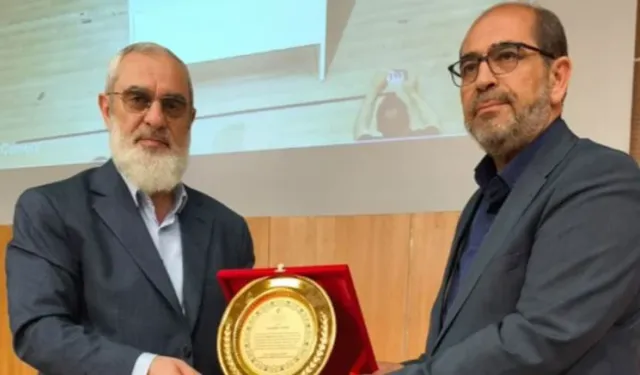 “6 yaşındaki çocuk evlenebilir” diyen Nurettin Yıldız’a protokolden plaket!