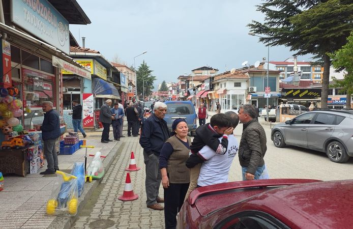 Amasya'da 4,4 büyüklüğünde korkutan deprem!