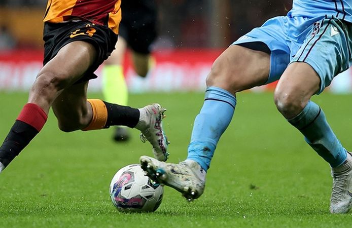 Dev randevu Trabzon’da: Gözler Trabzonspor-Galatasaray maçında