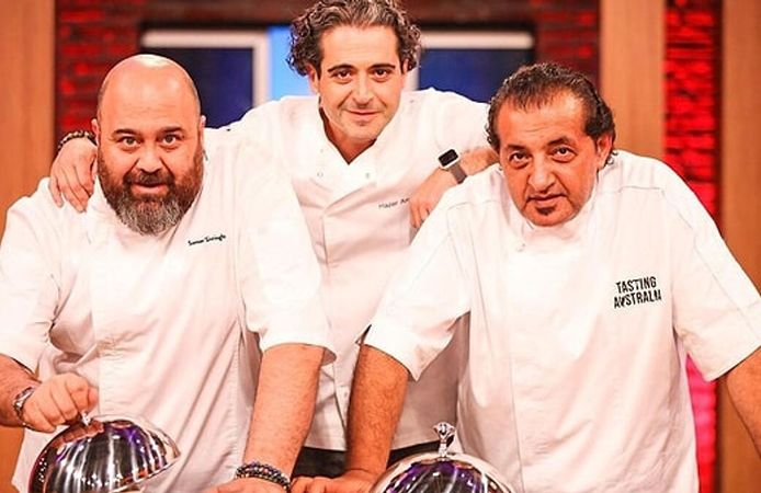 MasterChef'in ünlü jüri üyesi CHP'ye katıldı!