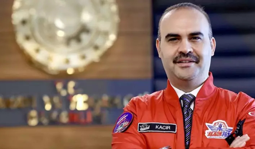 Bakan Kacır: "Yerli ve milli uydularımız ile süper lige çıktık!"