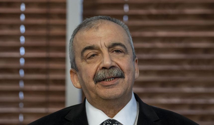 Sırrı Süreyya Önder'in ismi caddeye verilecek