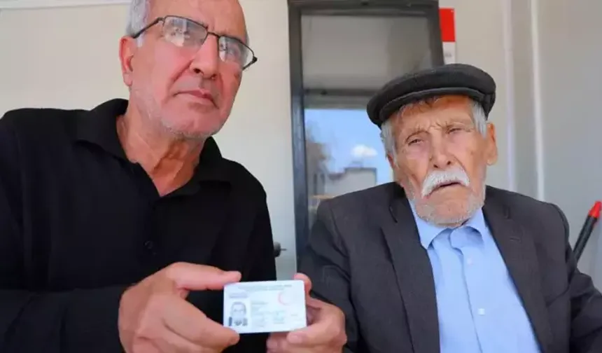 Kimliğini gören şaşırıyor! Cumhuriyetle yaşıt...