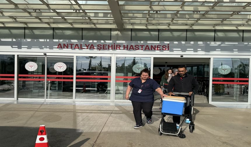 Antalya'da beyin ölümü gerçekleşen kadının organları 4 kişiye umut olacak