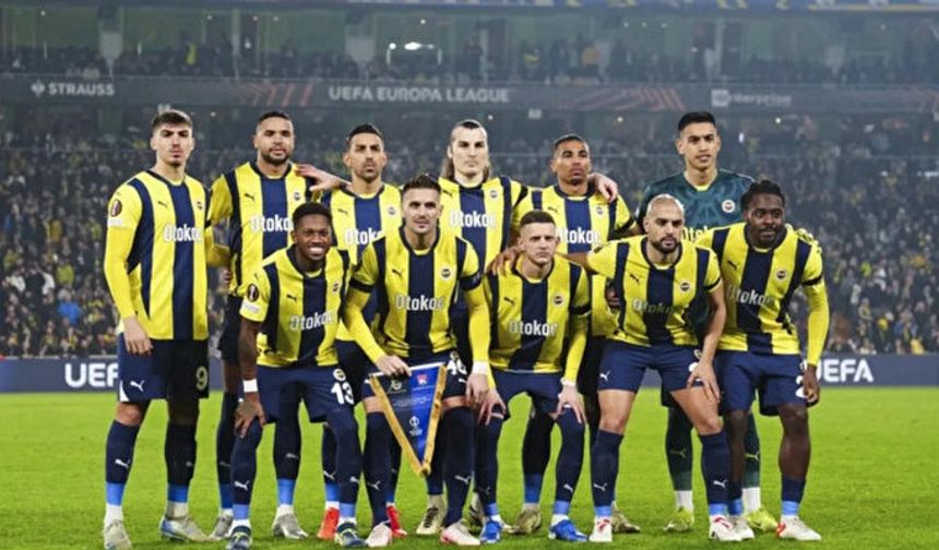 Fenerbahçe'de ilk ayrılık gerçekleşiyor: Eşyalarını İngiltere'ye gönderdi!