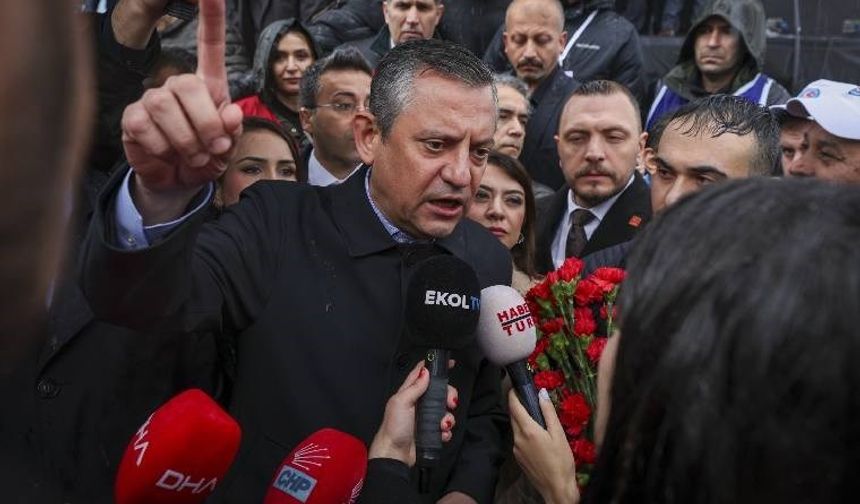 Özgür Özel 1 Mayıs kutlamalarında!