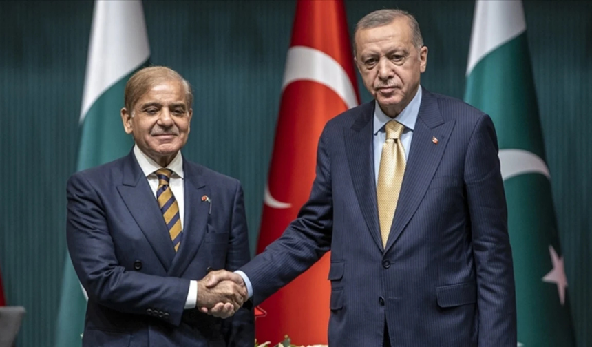 Pakistan Başbakanı Şerif'ten Erdoğan'a teşekkür: 'Desteği beni derinden etkiledi'"