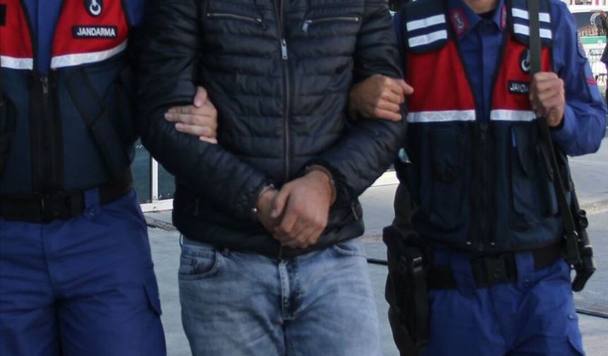Tünelin sonunda ışığı değil, jandarmayı gördü