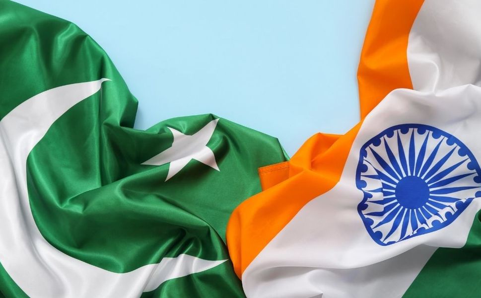 Hindistan Pakistan'a yeniden saldırdı!