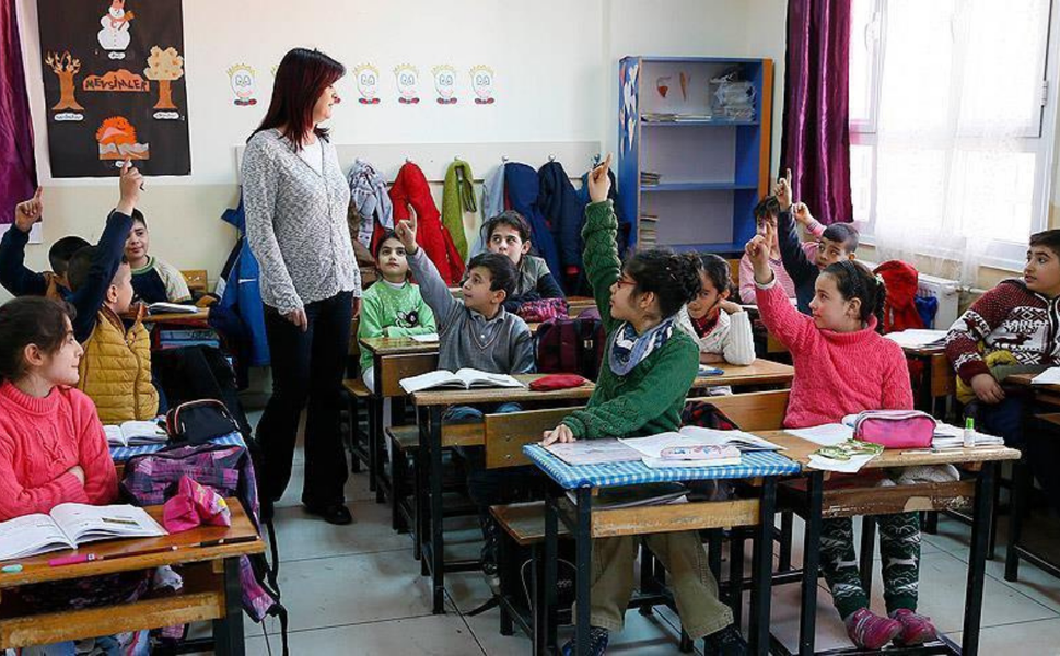 Son Dakika: 15 bin sözleşmeli öğretmen ataması için sözlü sınava hak kazanan öğretmen adayları belli oldu!