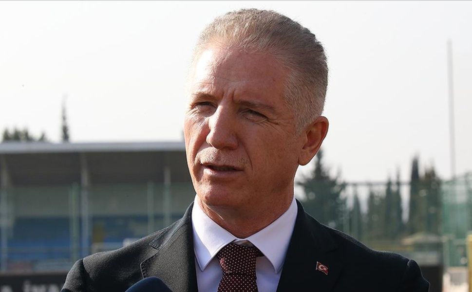 Vali Davut Gül'den Murat Ağırel'e Boğaziçi yanıtı!
