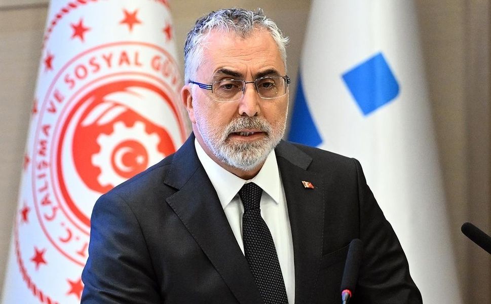 Bakan Işıkhan'dan asgari ücret ara zam açıklaması: Milyonları umutlandıracak açıklama!
