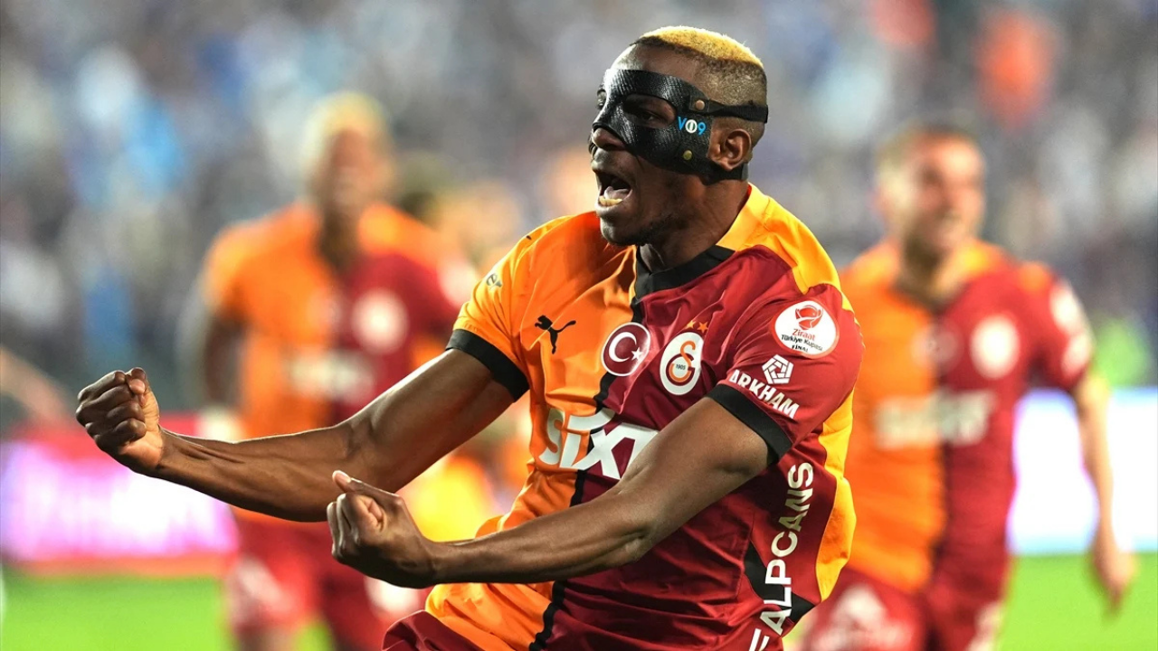 Osimhen Bir Sezonda En Fazla Gol Atan Yabancı Oyuncu
